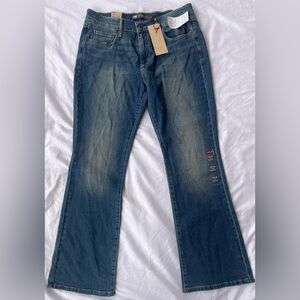 NWT Levi’s Women’s Mid Rise Bootcut Jeans 515 | Size 10S/30